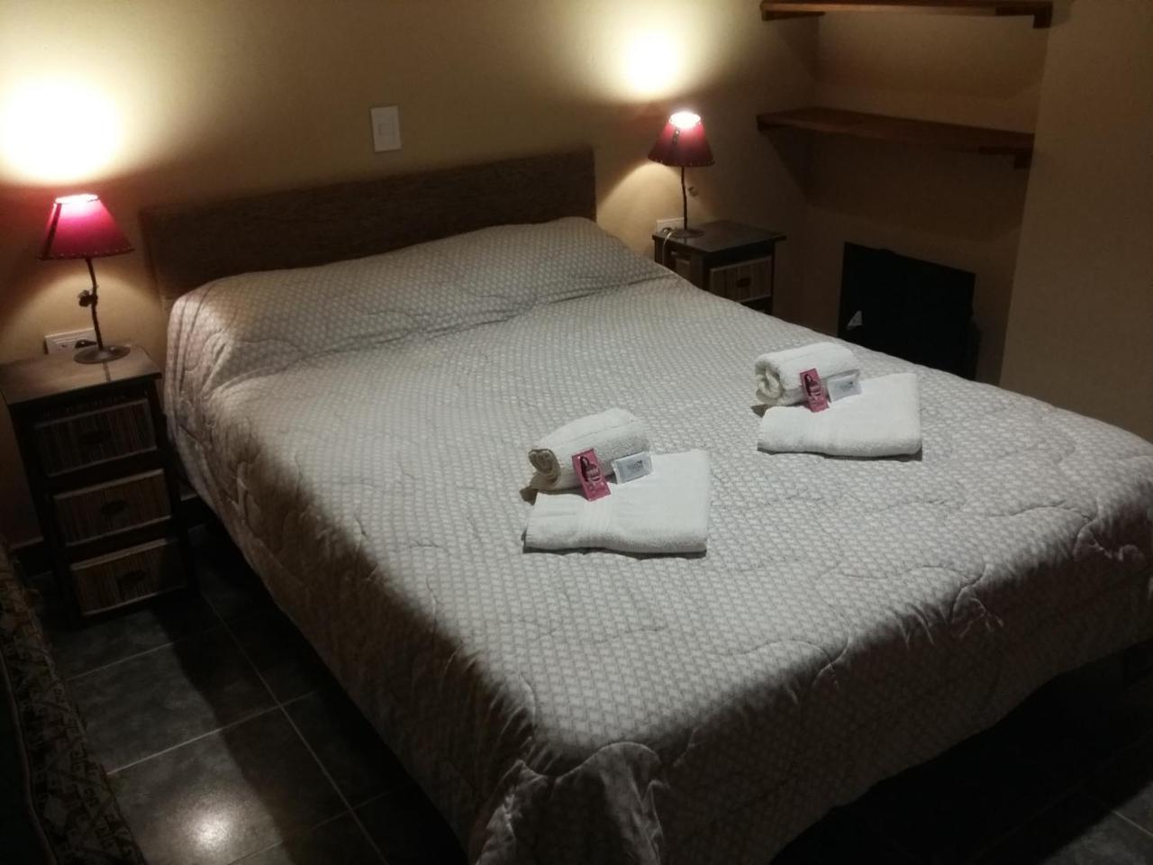Hospedaje Dona Velia Apartment Purmamarca Bagian luar foto